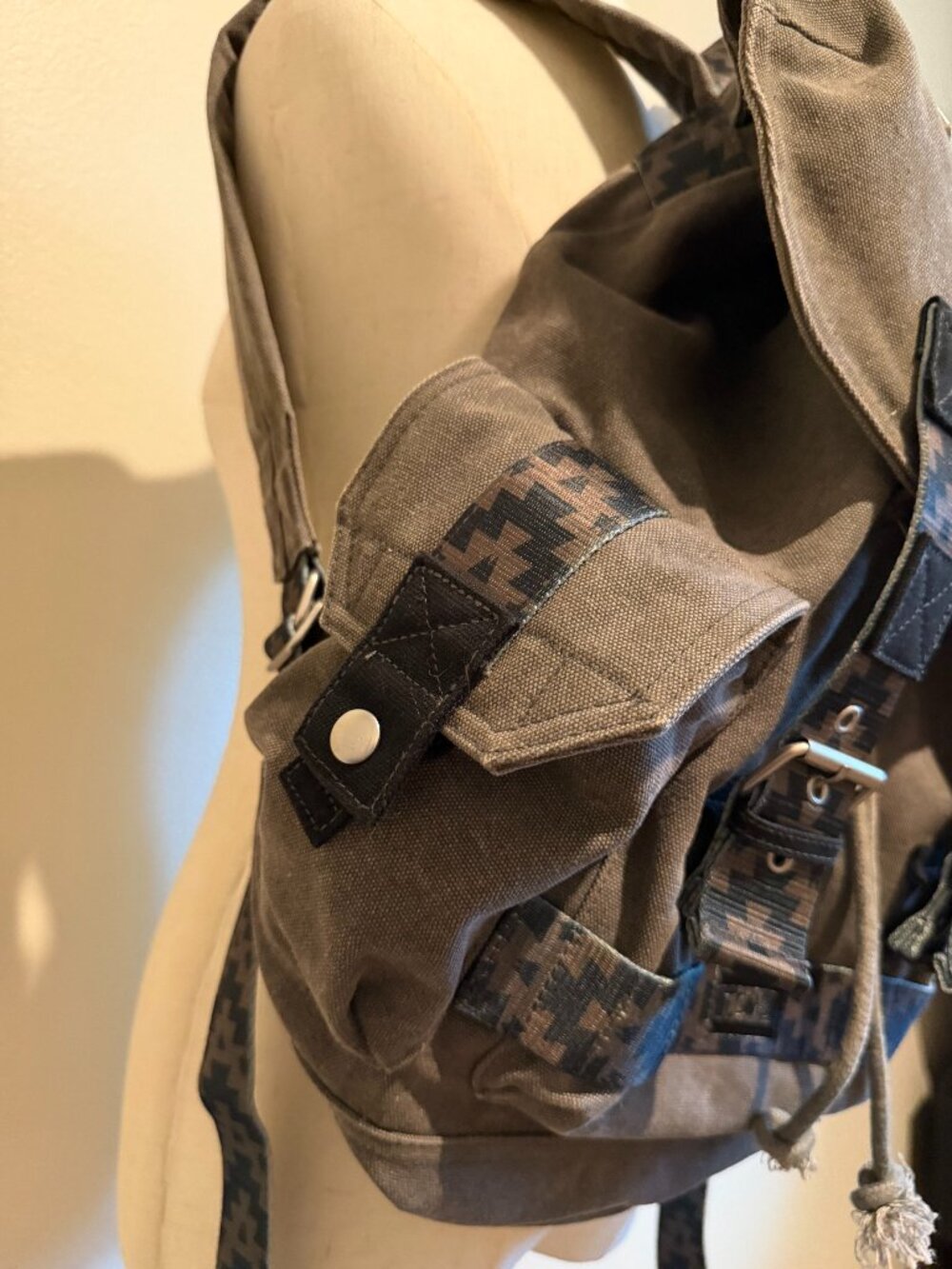 TOMS Olive Green Heavy Canvas Tactical Camo Buckle Backpack - Picture 5 of 9